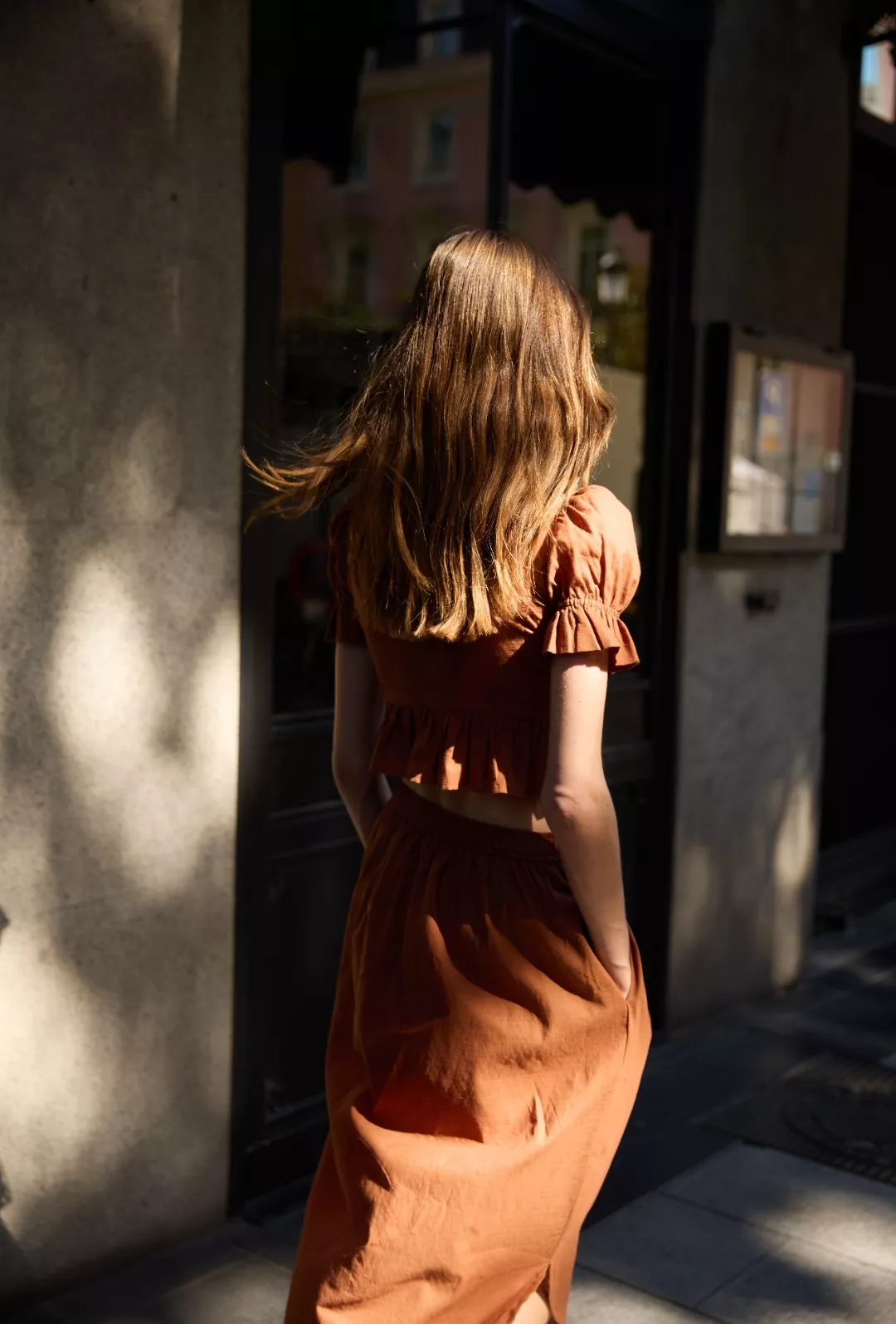 Falda Payesa 6 Top payesa marrón Monte Blanco Studio.