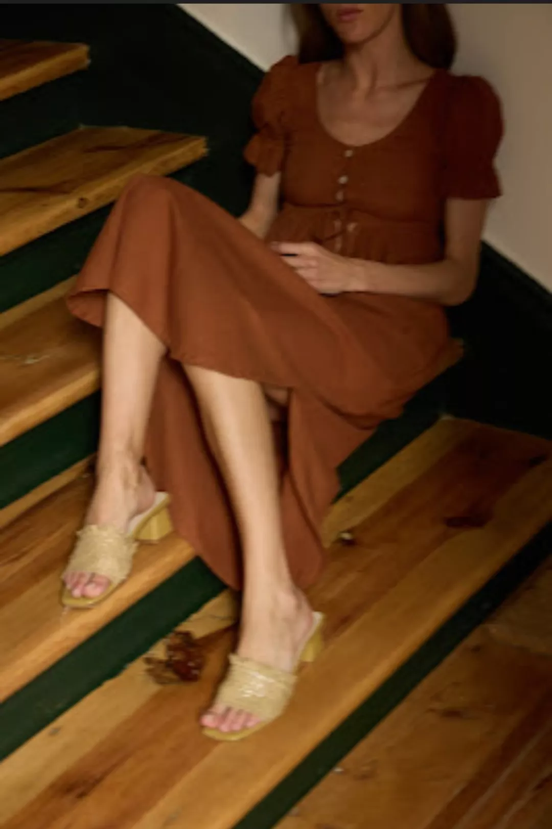 Falda Payesa 7 Top payesa marrón Monte Blanco Studio.